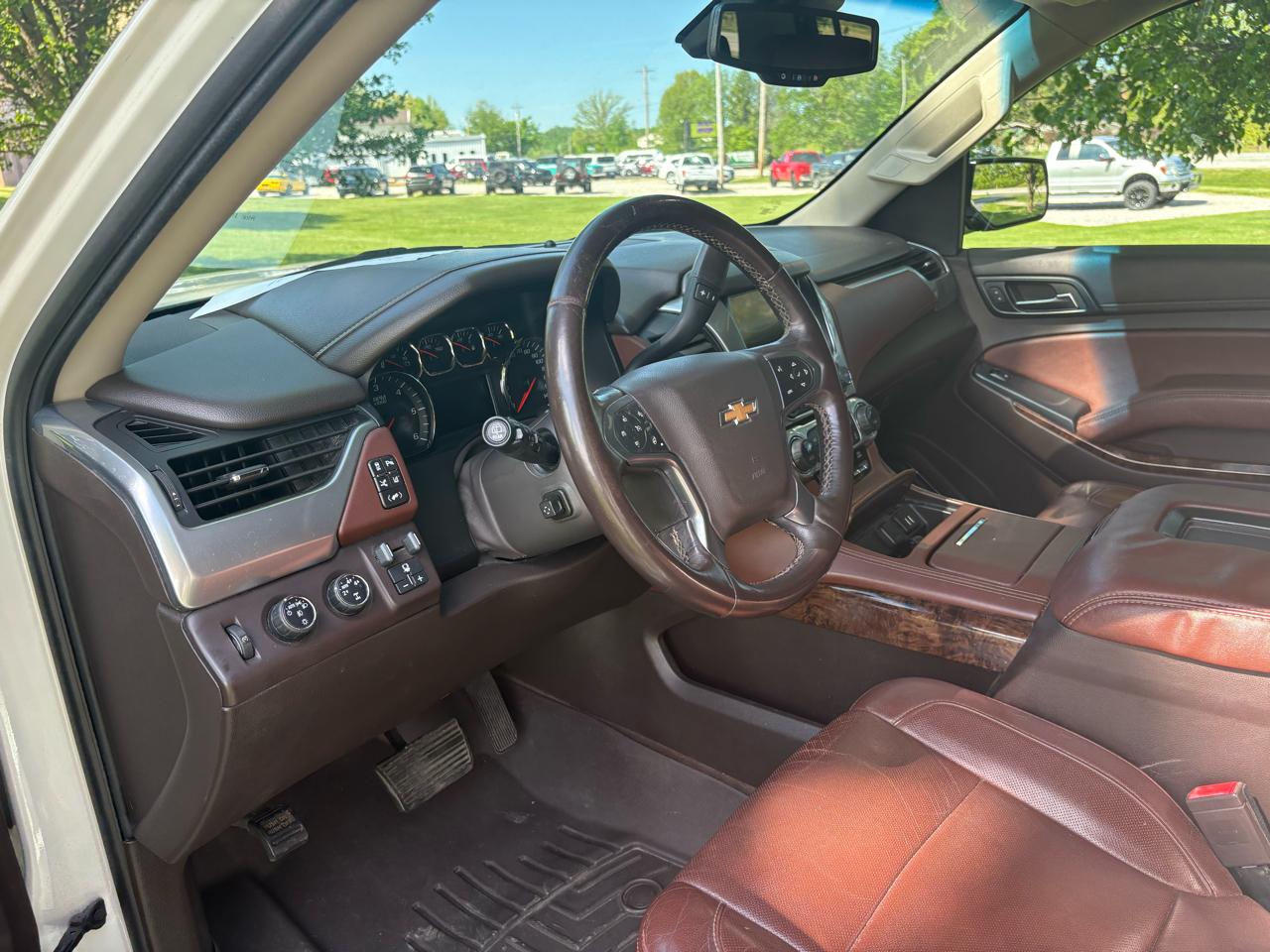 Chevrolet Suburban 4WD 4dr LTZ 2015