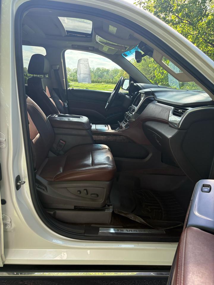 Chevrolet Suburban 4WD 4dr LTZ 2015