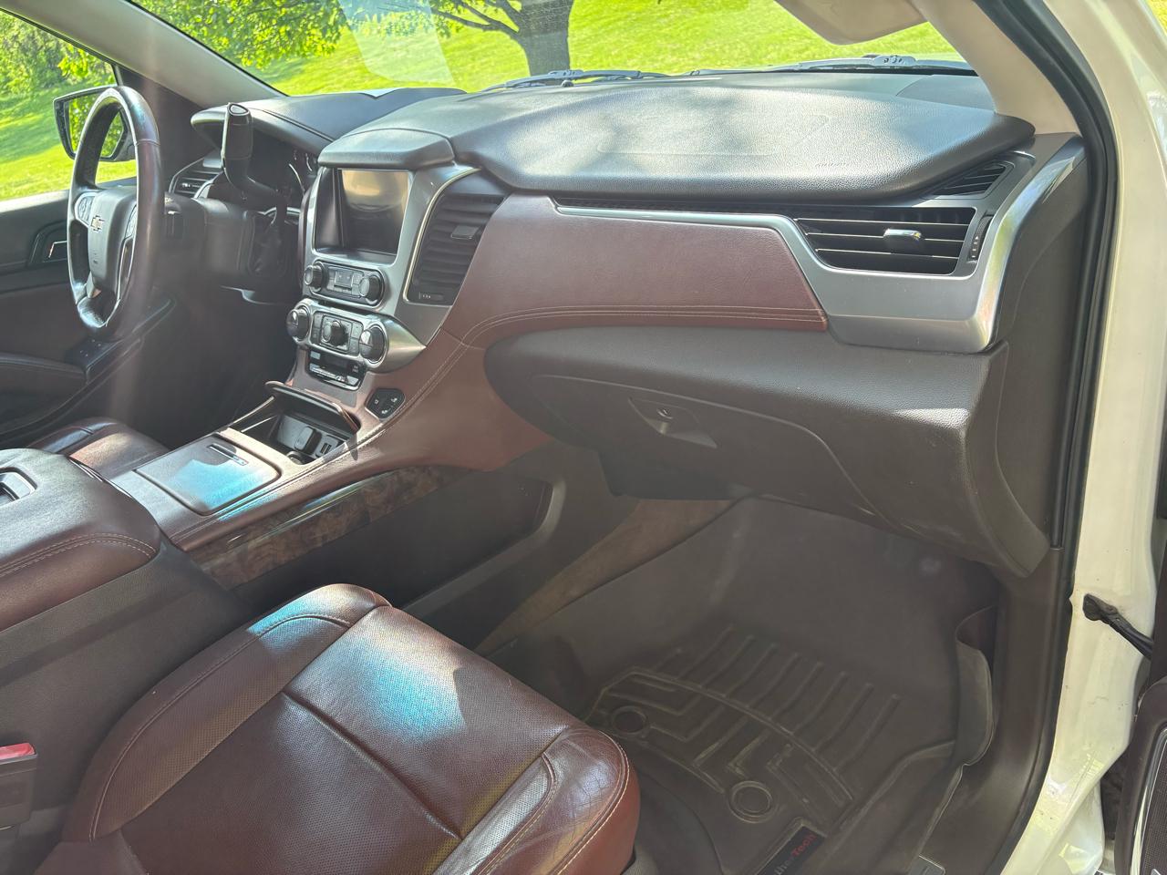 Chevrolet Suburban 4WD 4dr LTZ 2015
