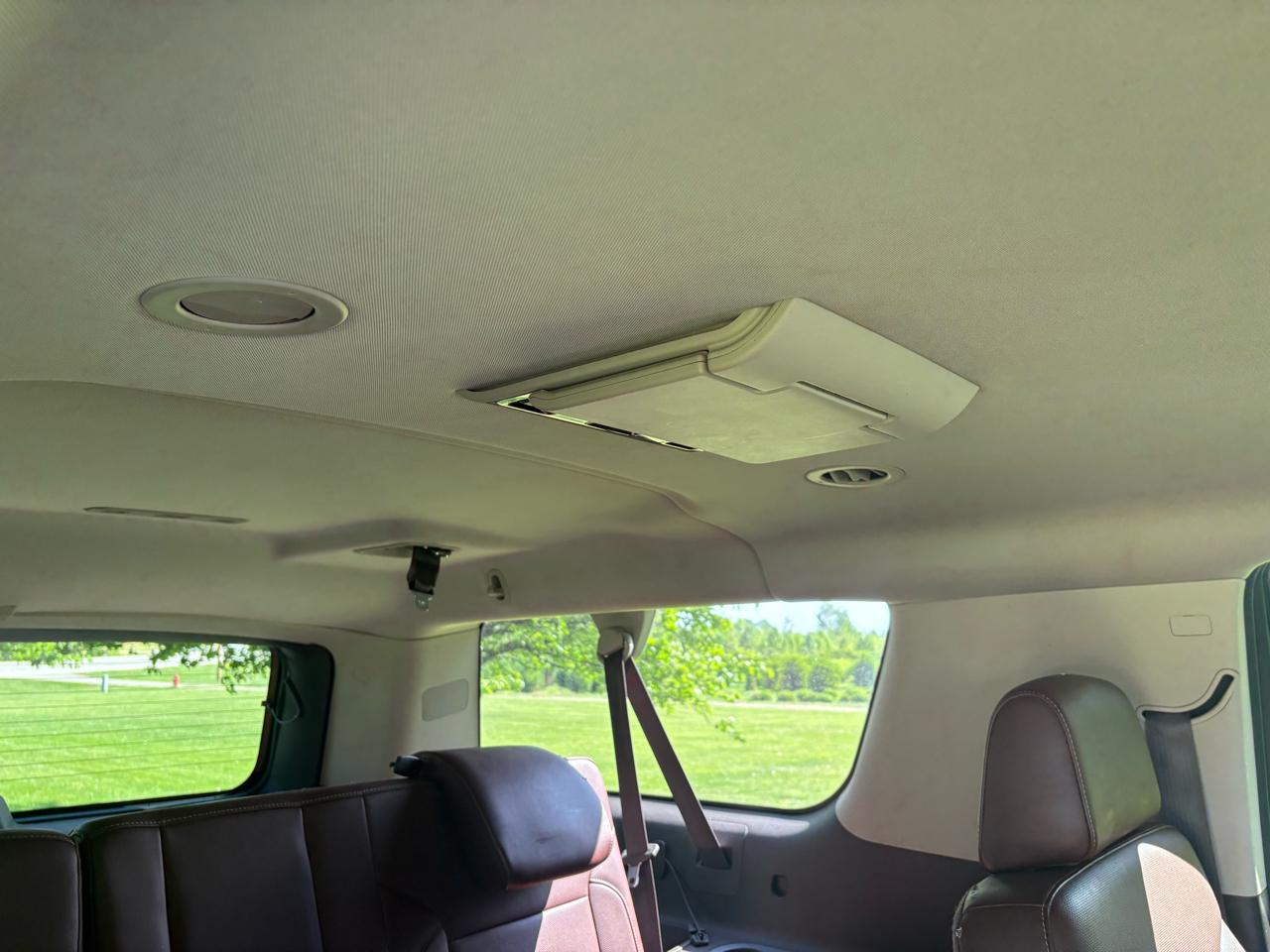 Chevrolet Suburban 4WD 4dr LTZ 2015
