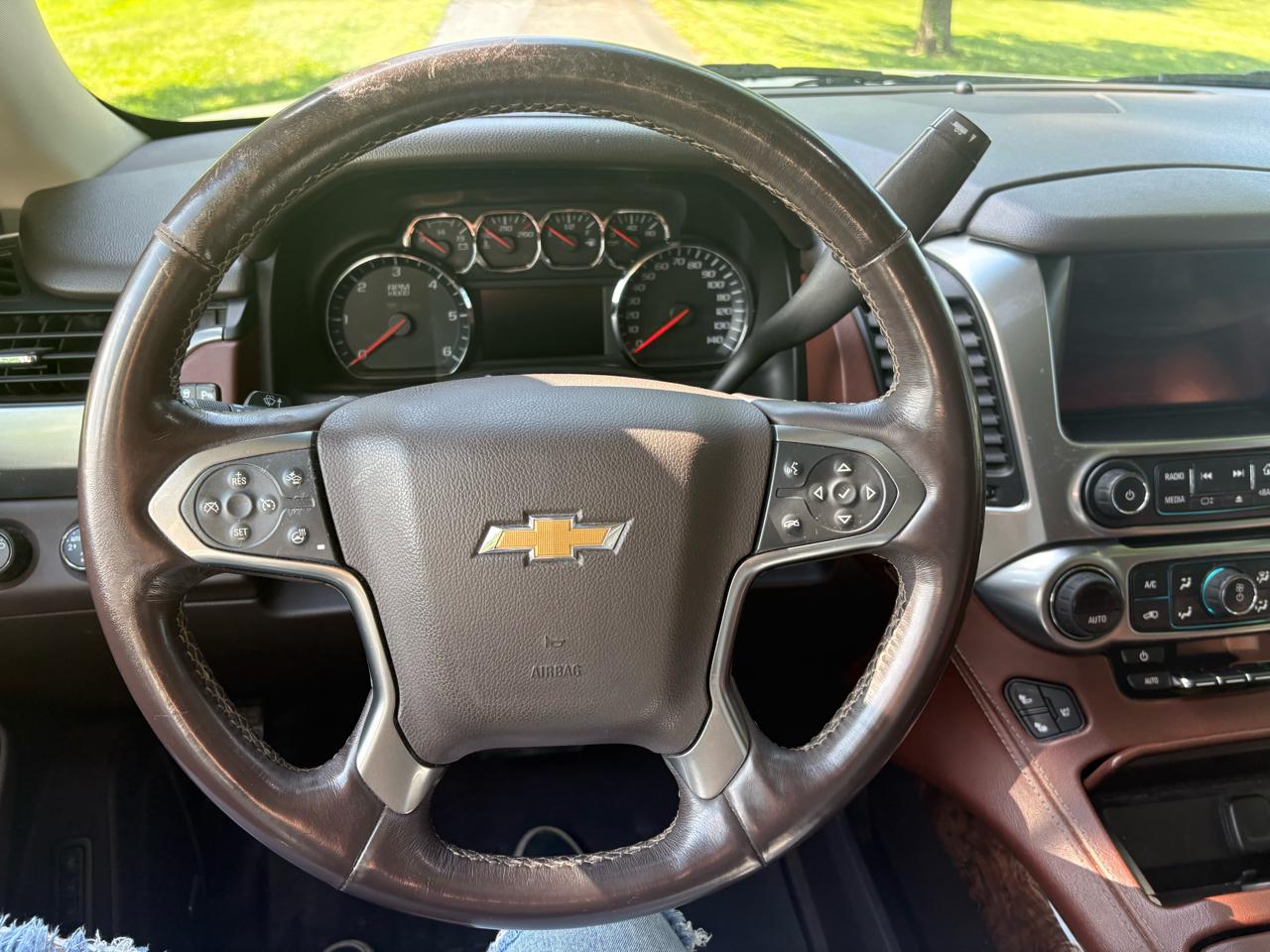 Chevrolet Suburban 4WD 4dr LTZ 2015