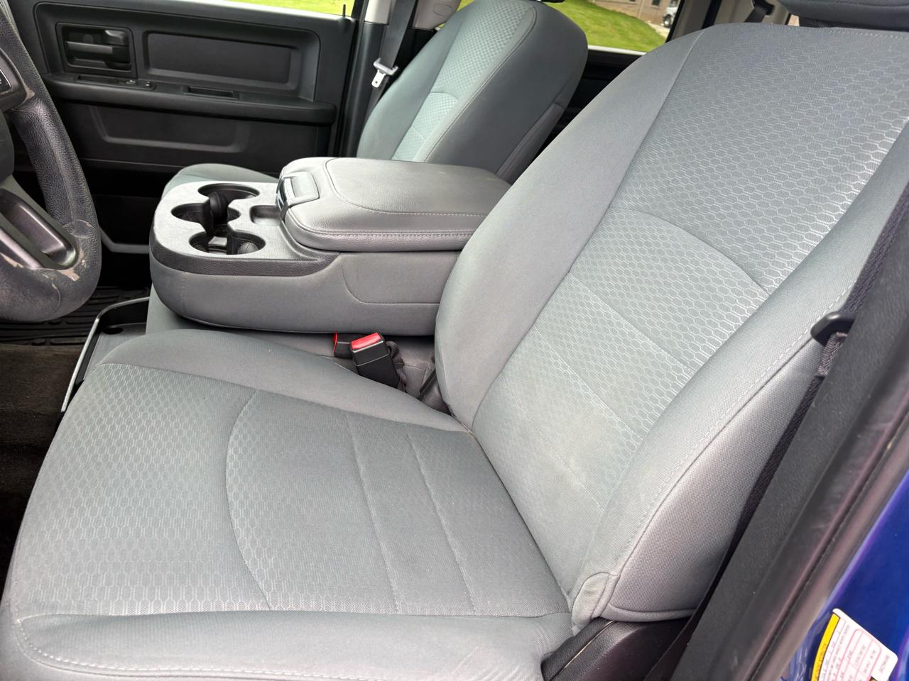 RAM 2500 4WD Crew Cab 149" Tradesman 2016