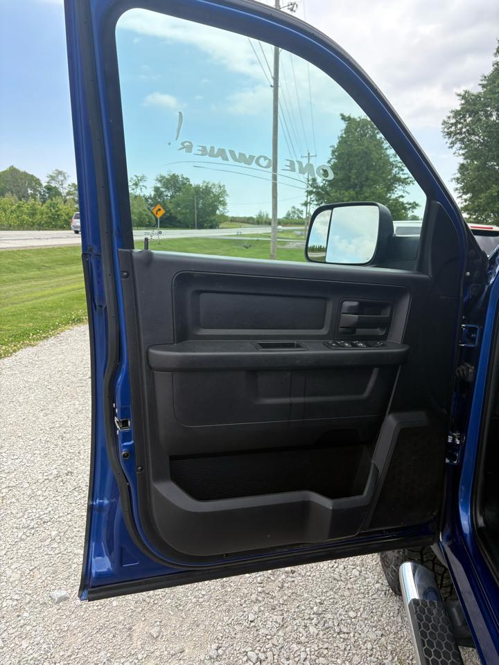 RAM 2500 4WD Crew Cab 149" Tradesman 2016