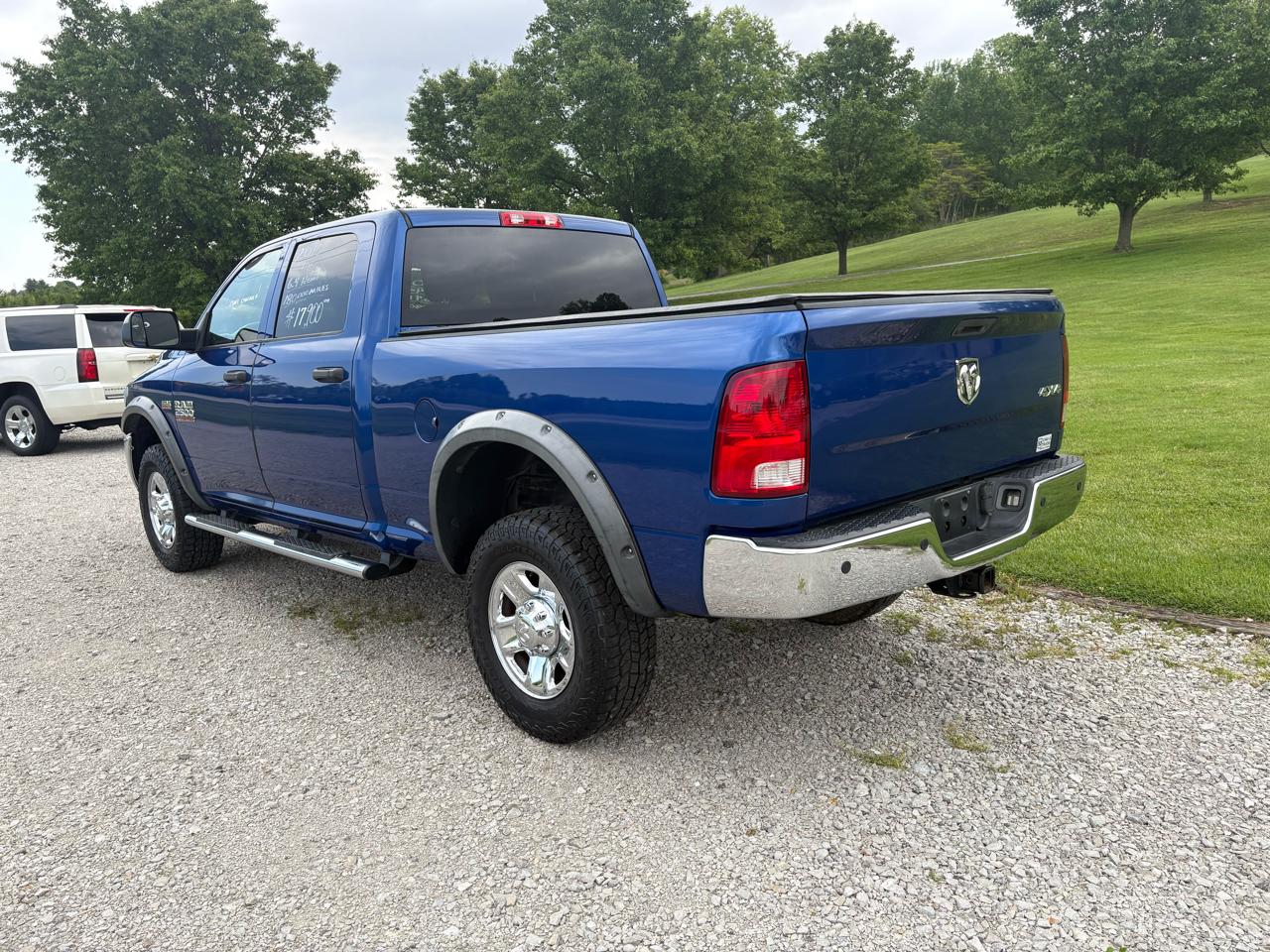 RAM 2500 4WD Crew Cab 149" Tradesman 2016