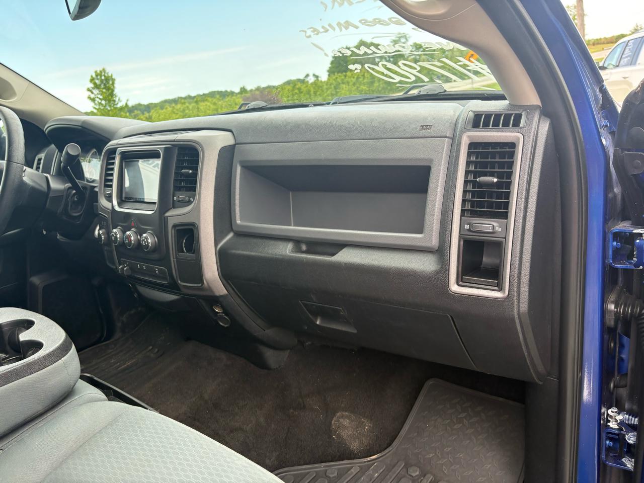 RAM 2500 4WD Crew Cab 149" Tradesman 2016