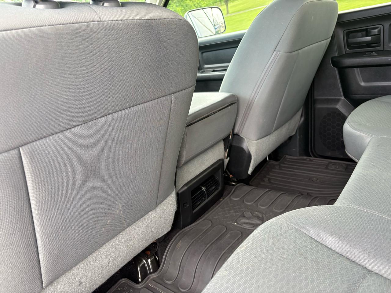 RAM 2500 4WD Crew Cab 149" Tradesman 2016