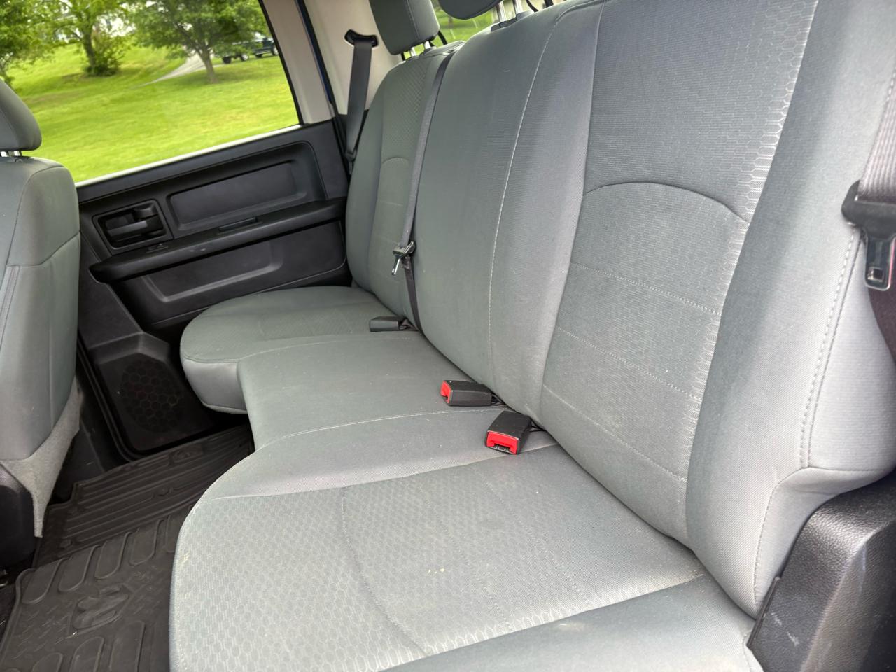 RAM 2500 4WD Crew Cab 149" Tradesman 2016