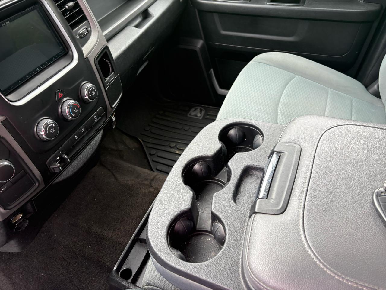 RAM 2500 4WD Crew Cab 149" Tradesman 2016