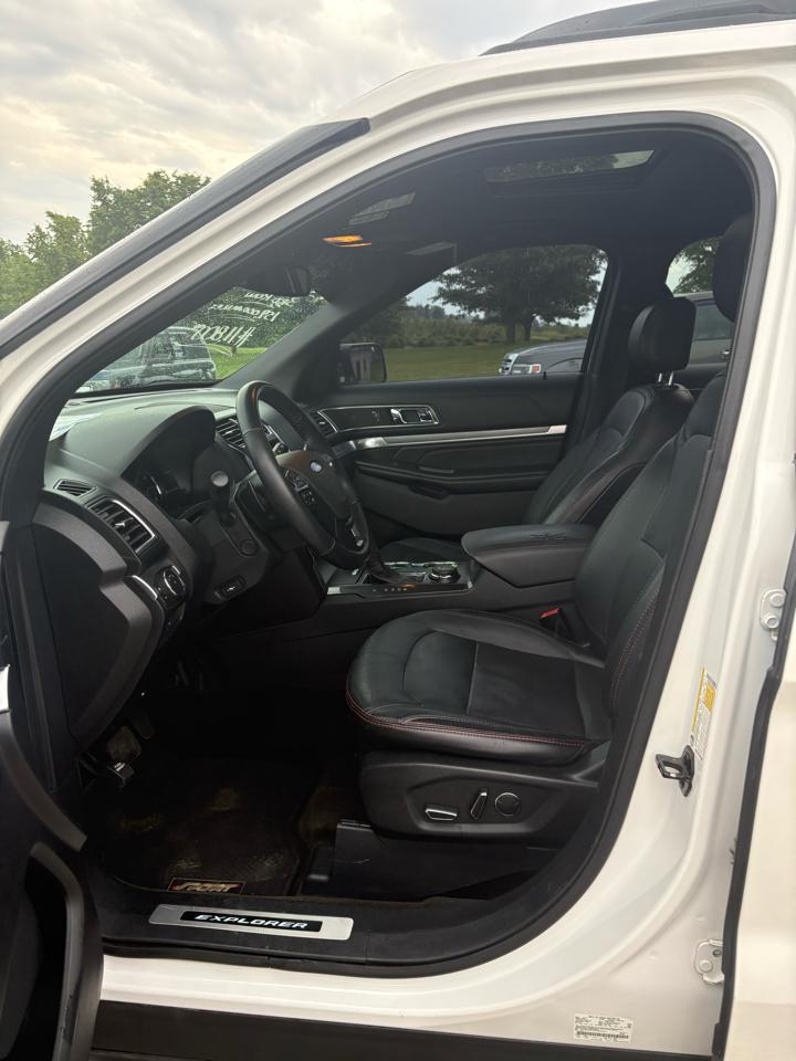 Ford Explorer Sport 4WD 2017