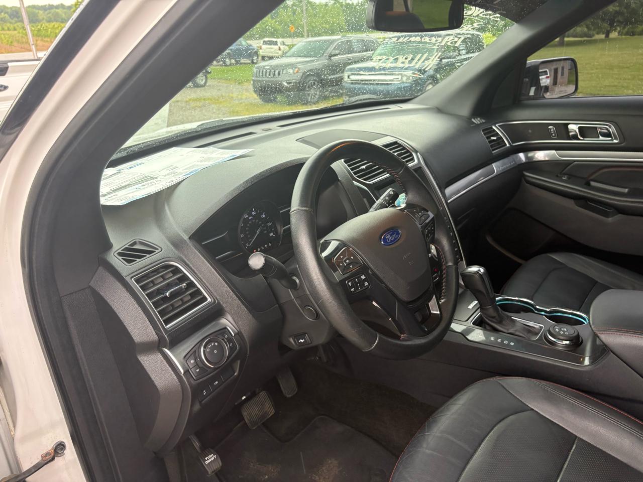 Ford Explorer Sport 4WD 2017