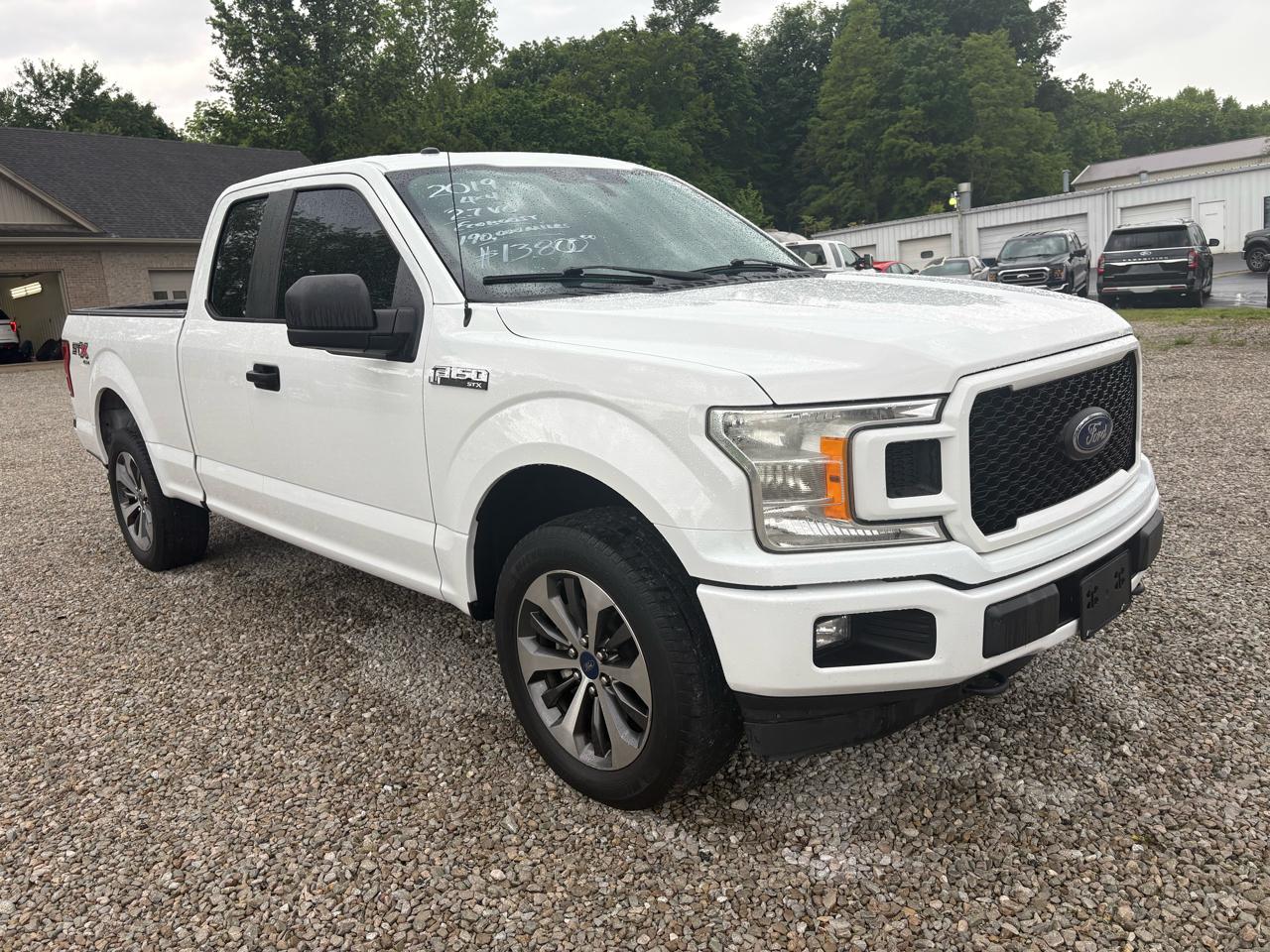 Ford F-150 STX SuperCab 4WD 2019