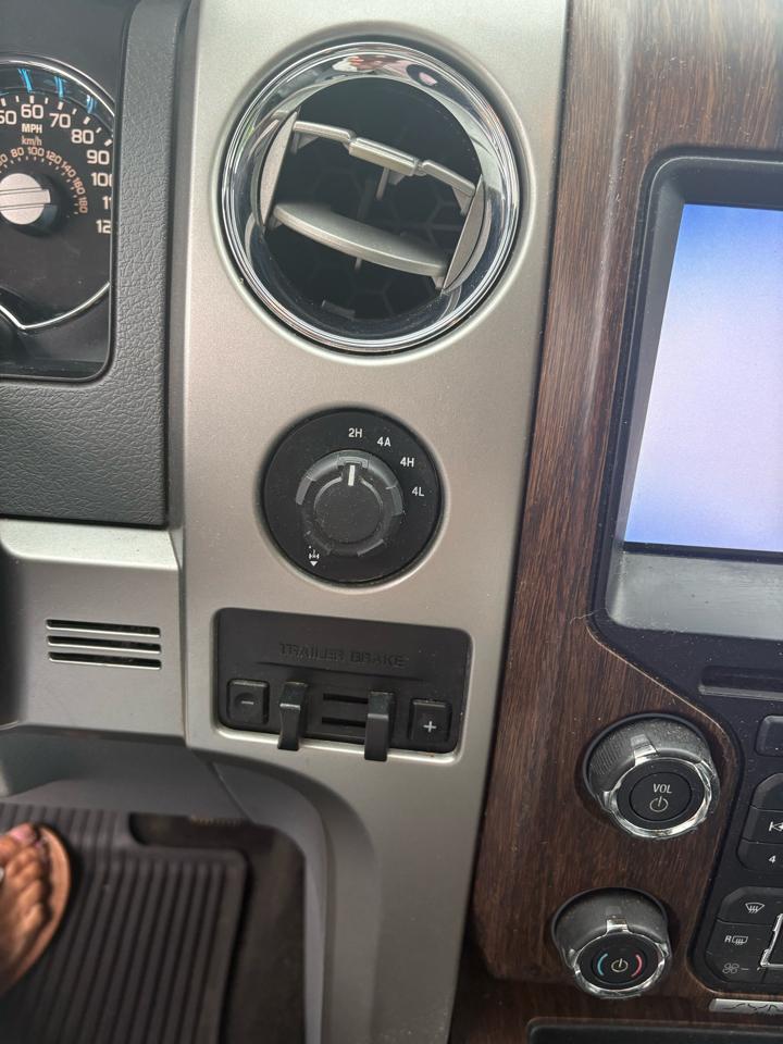 Ford F-150 Lariat SuperCrew 4WD 2013