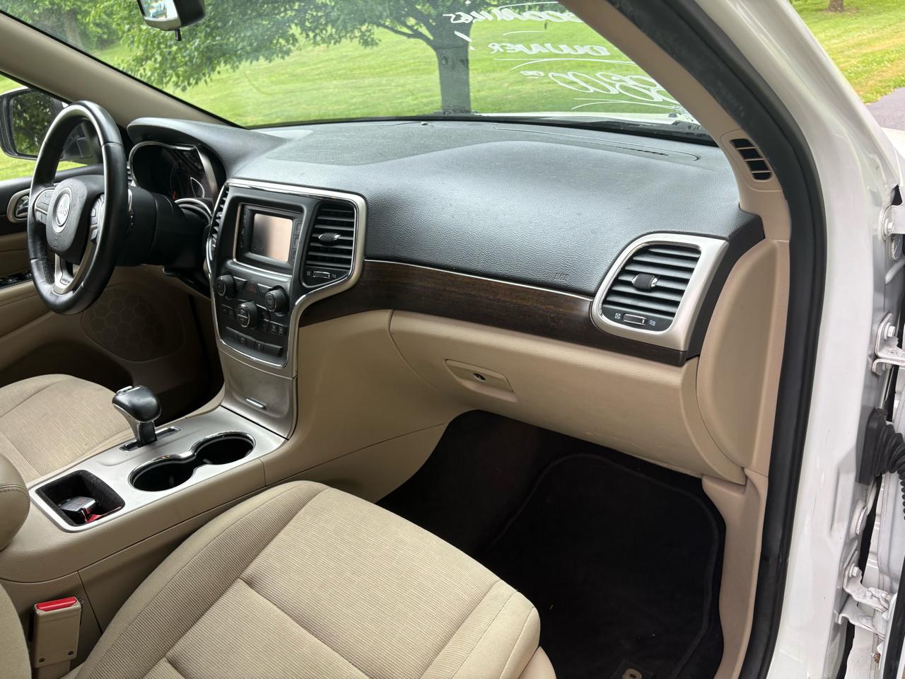 Jeep Grand Cherokee 4WD 4dr Laredo 2014