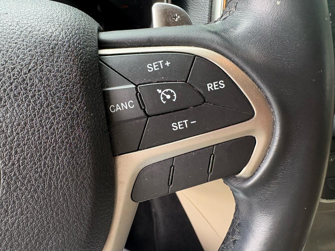 Jeep Grand Cherokee 4WD 4dr Laredo 2014