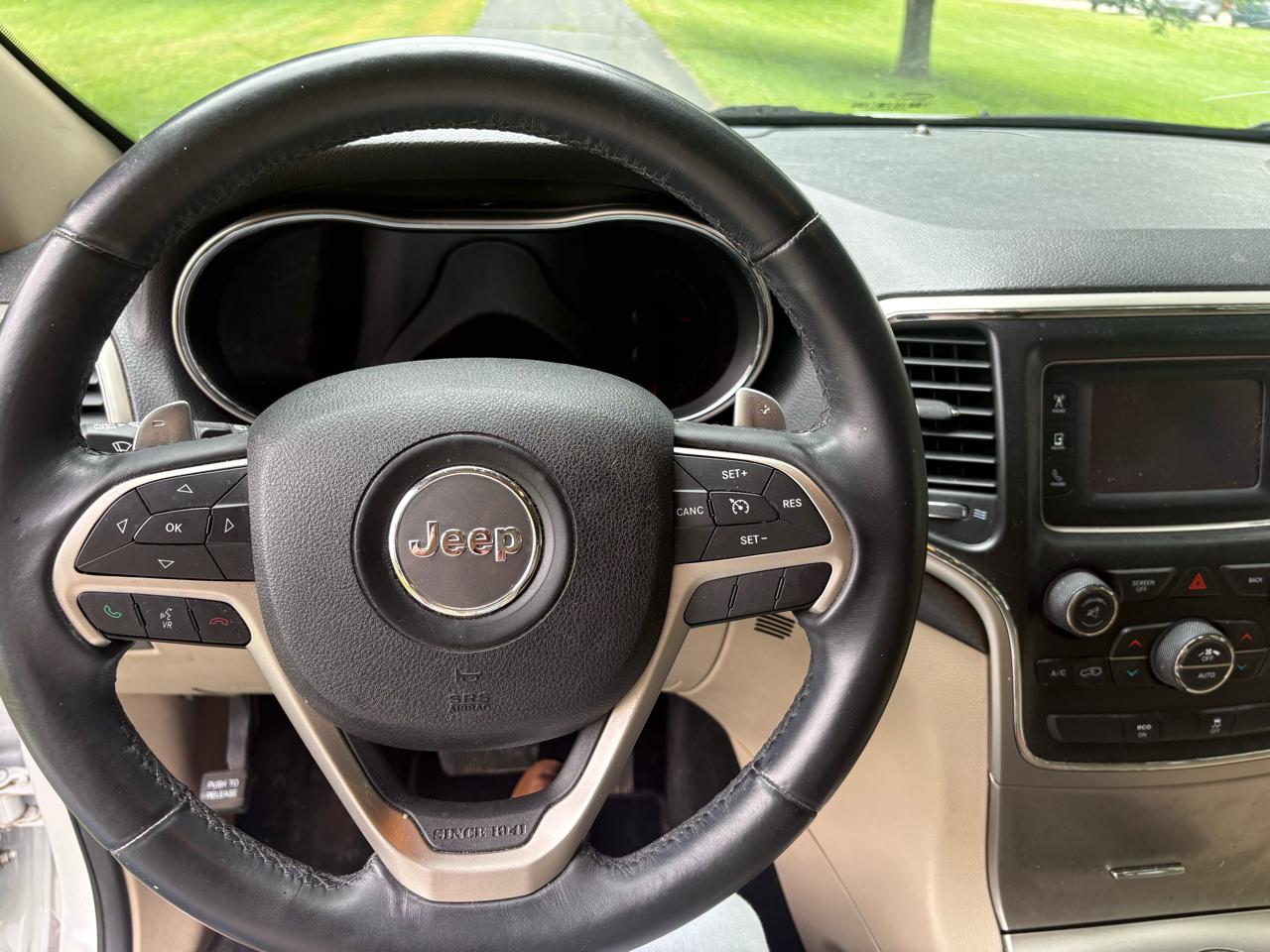 Jeep Grand Cherokee 4WD 4dr Laredo 2014