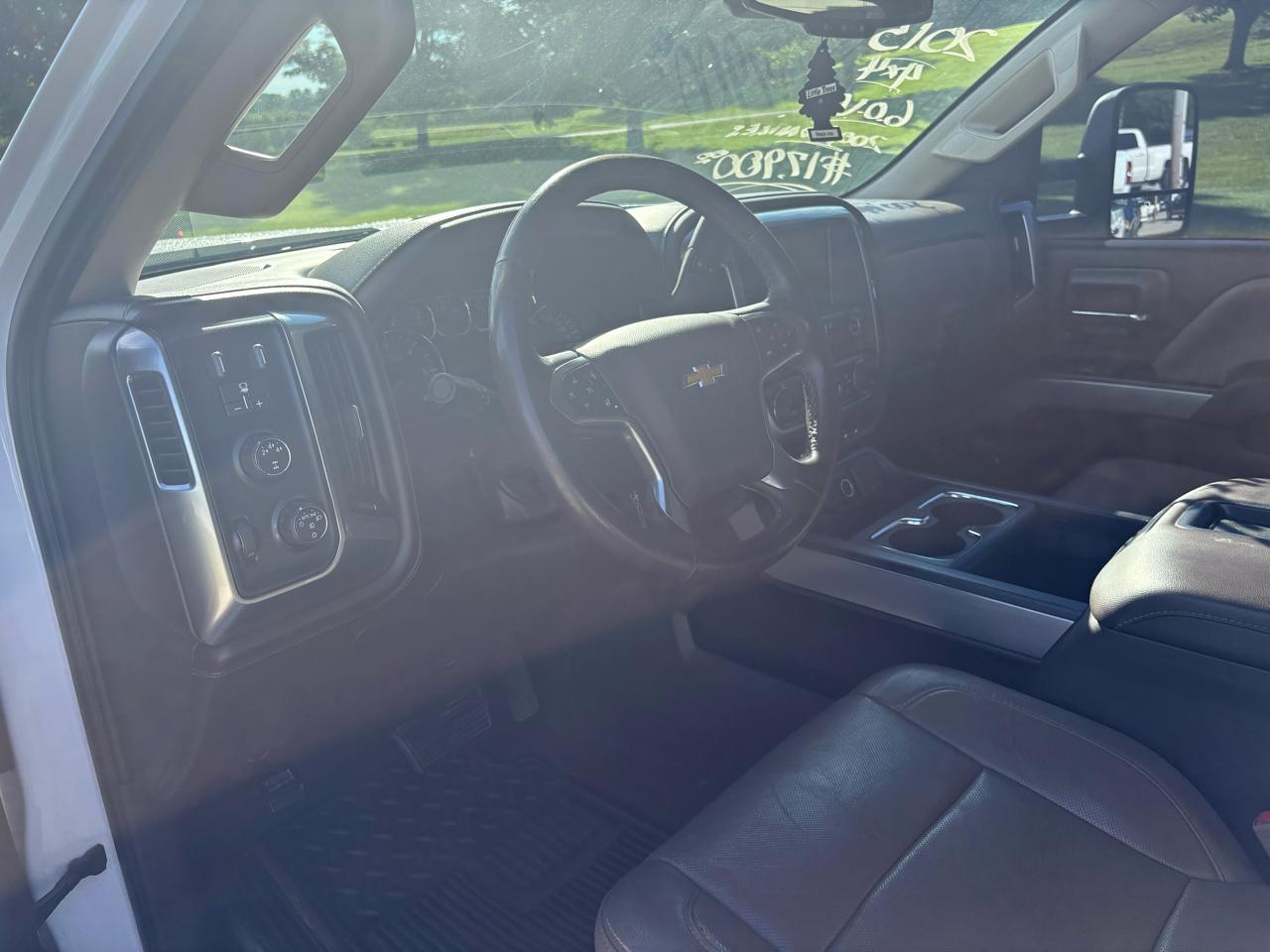 Chevrolet Silverado 2500HD 4WD Double Cab 144.2" LTZ 2015