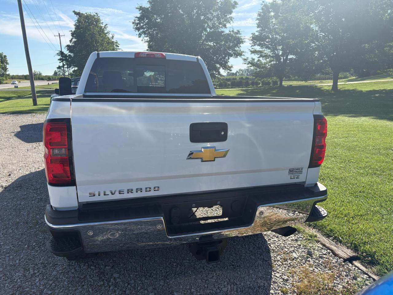 Chevrolet Silverado 2500HD 4WD Double Cab 144.2" LTZ 2015