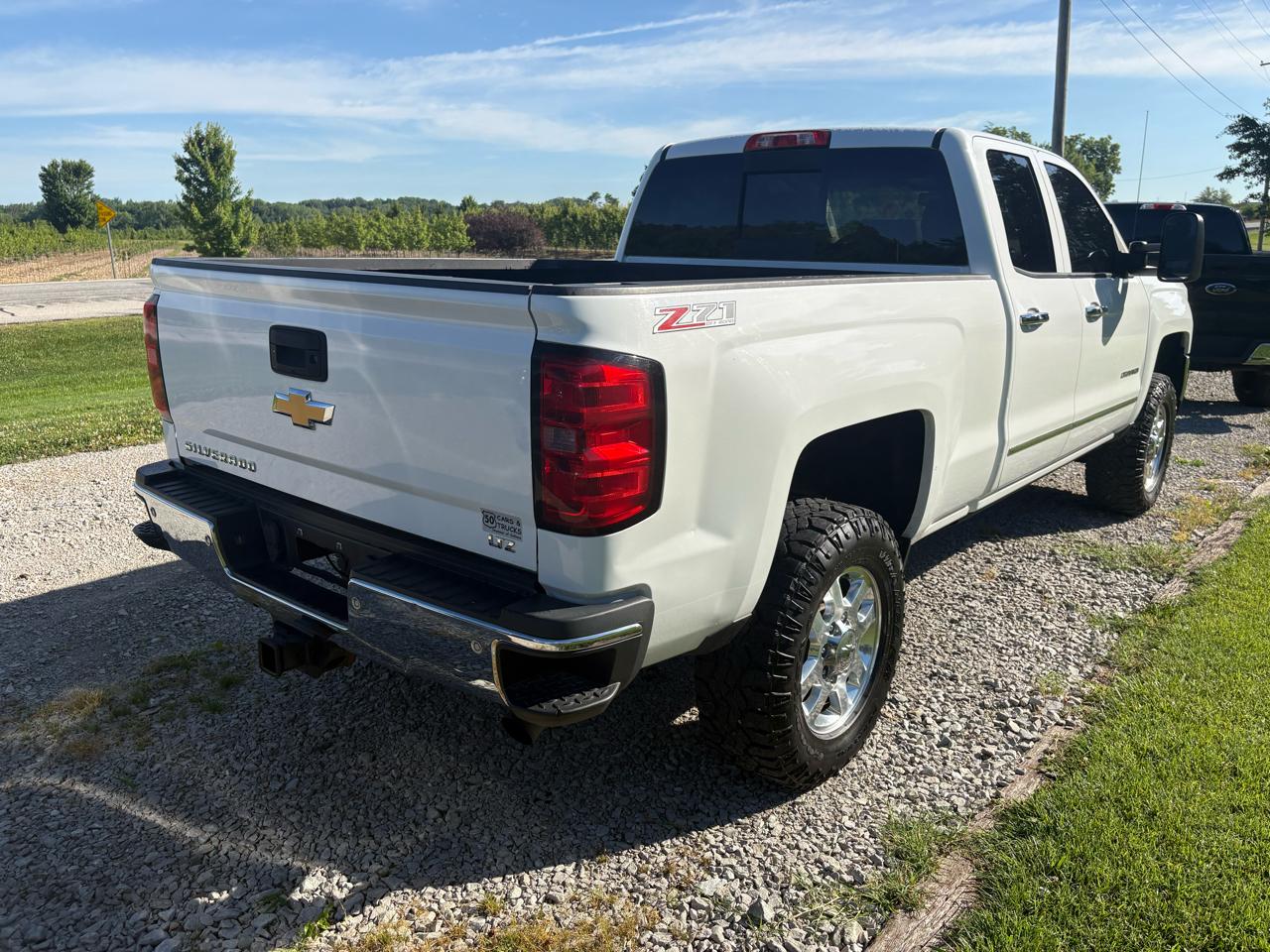 Chevrolet Silverado 2500HD 4WD Double Cab 144.2" LTZ 2015