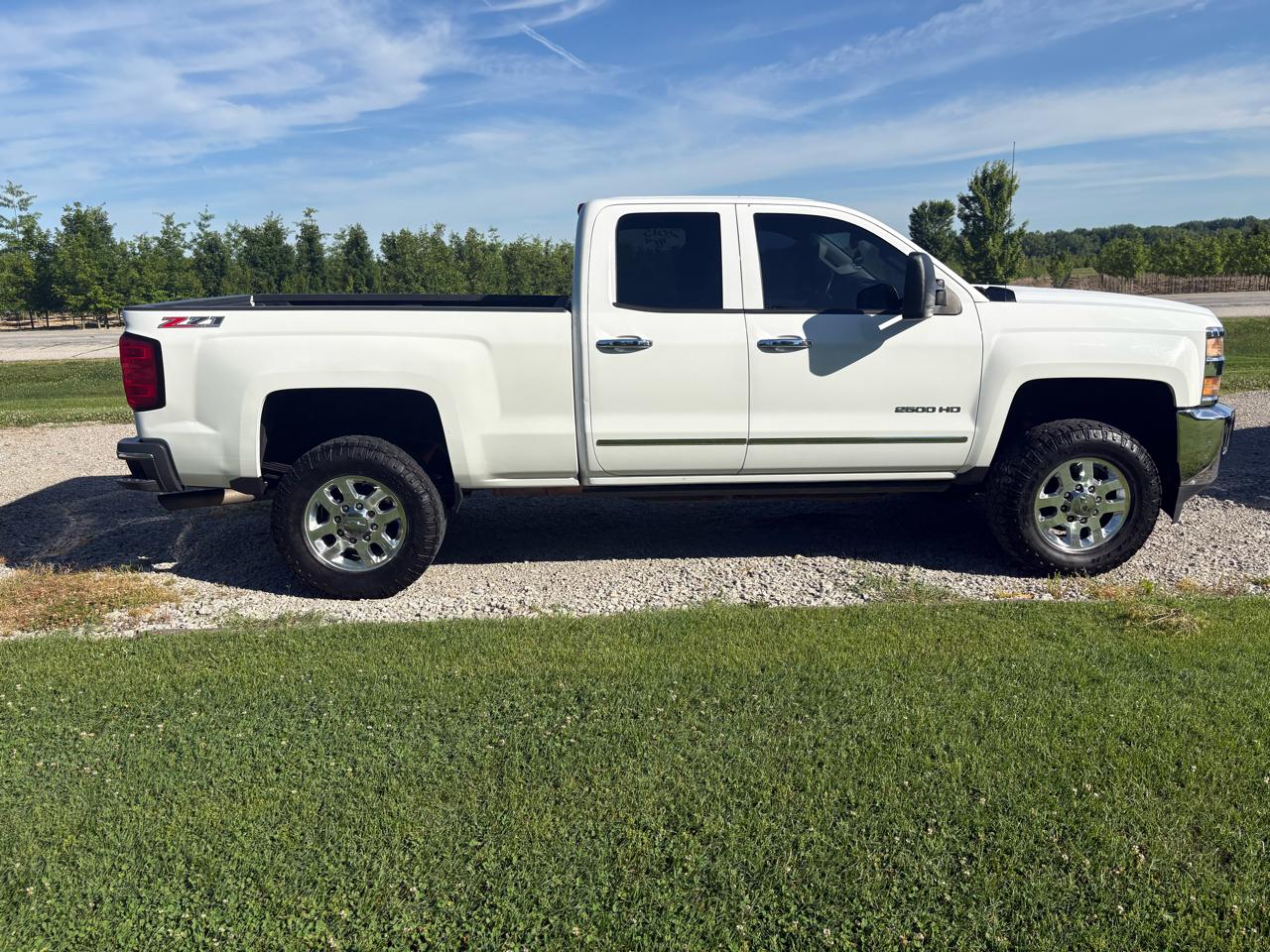 Chevrolet Silverado 2500HD 4WD Double Cab 144.2" LTZ 2015