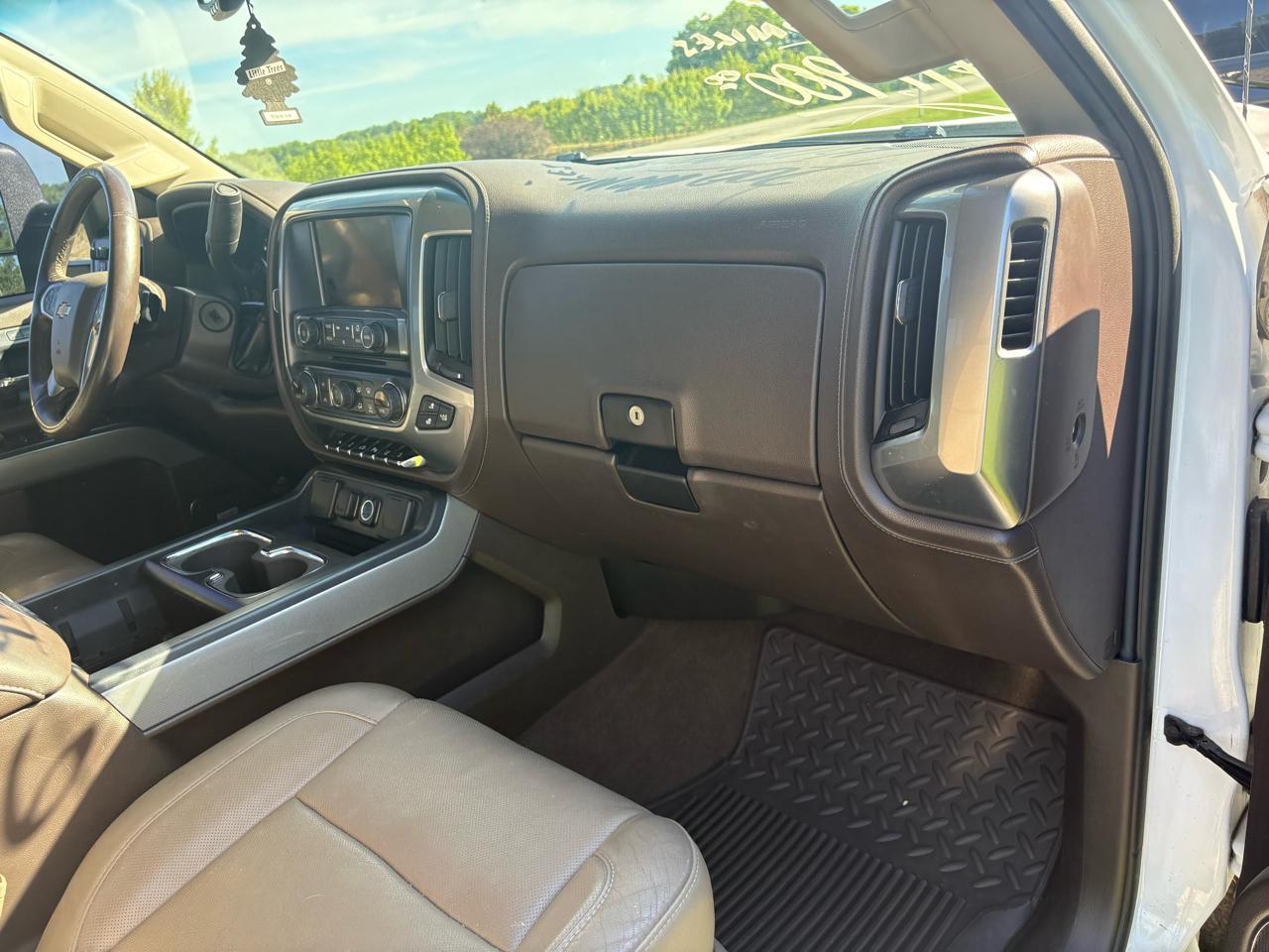 Chevrolet Silverado 2500HD 4WD Double Cab 144.2" LTZ 2015