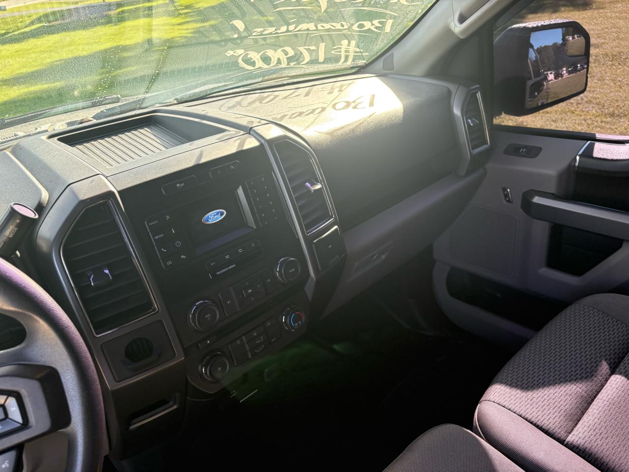 Ford F-150 XLT SuperCrew 2WD 2018
