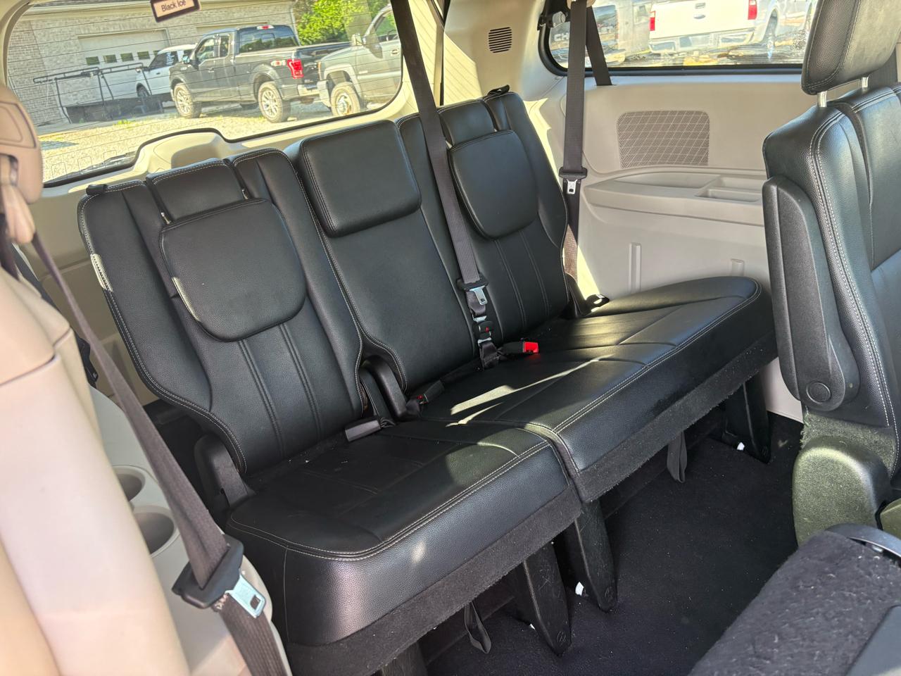 Chrysler Town & Country 4dr Wgn Touring 2016
