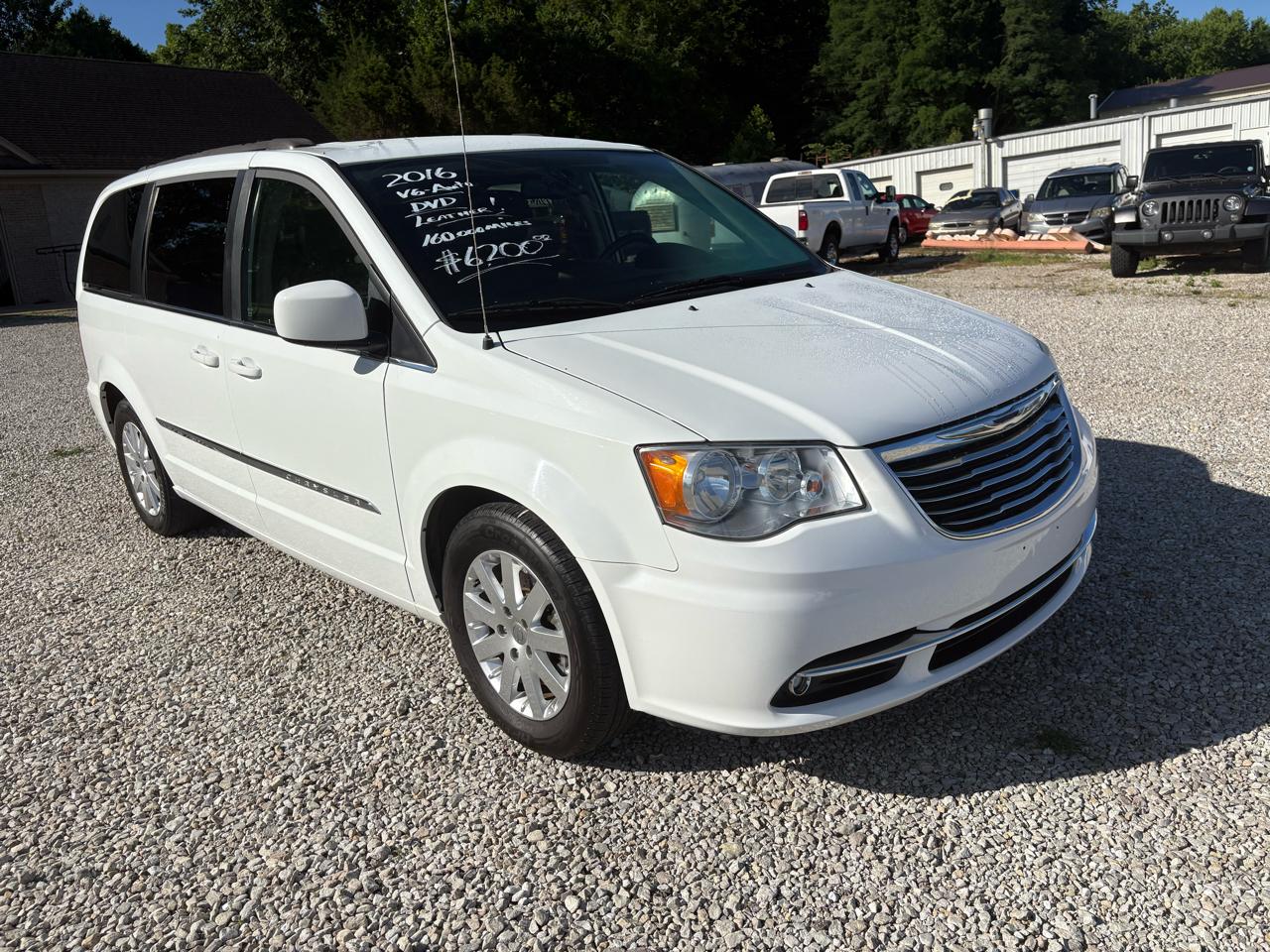 Chrysler Town & Country 4dr Wgn Touring 2016