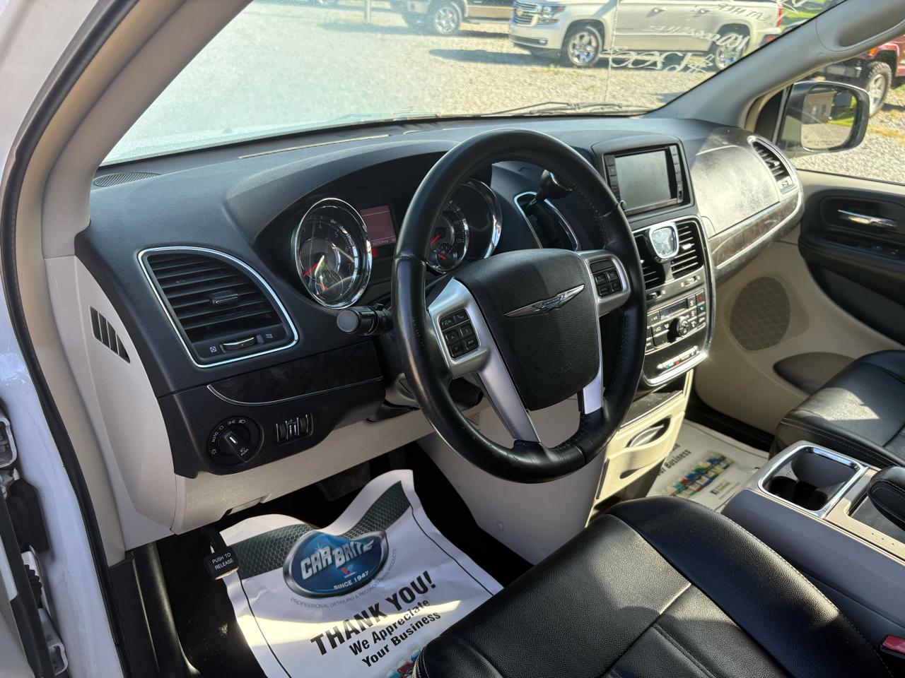 Chrysler Town & Country 4dr Wgn Touring 2016