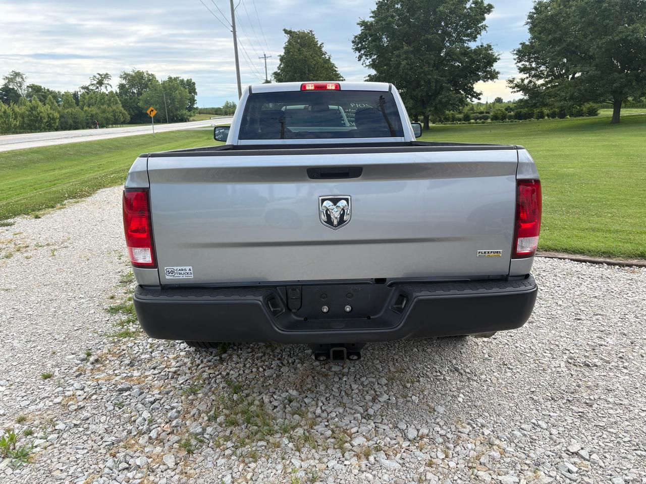 RAM 1500 Classic Tradesman 4x2 Reg Cab 8' Box 2019