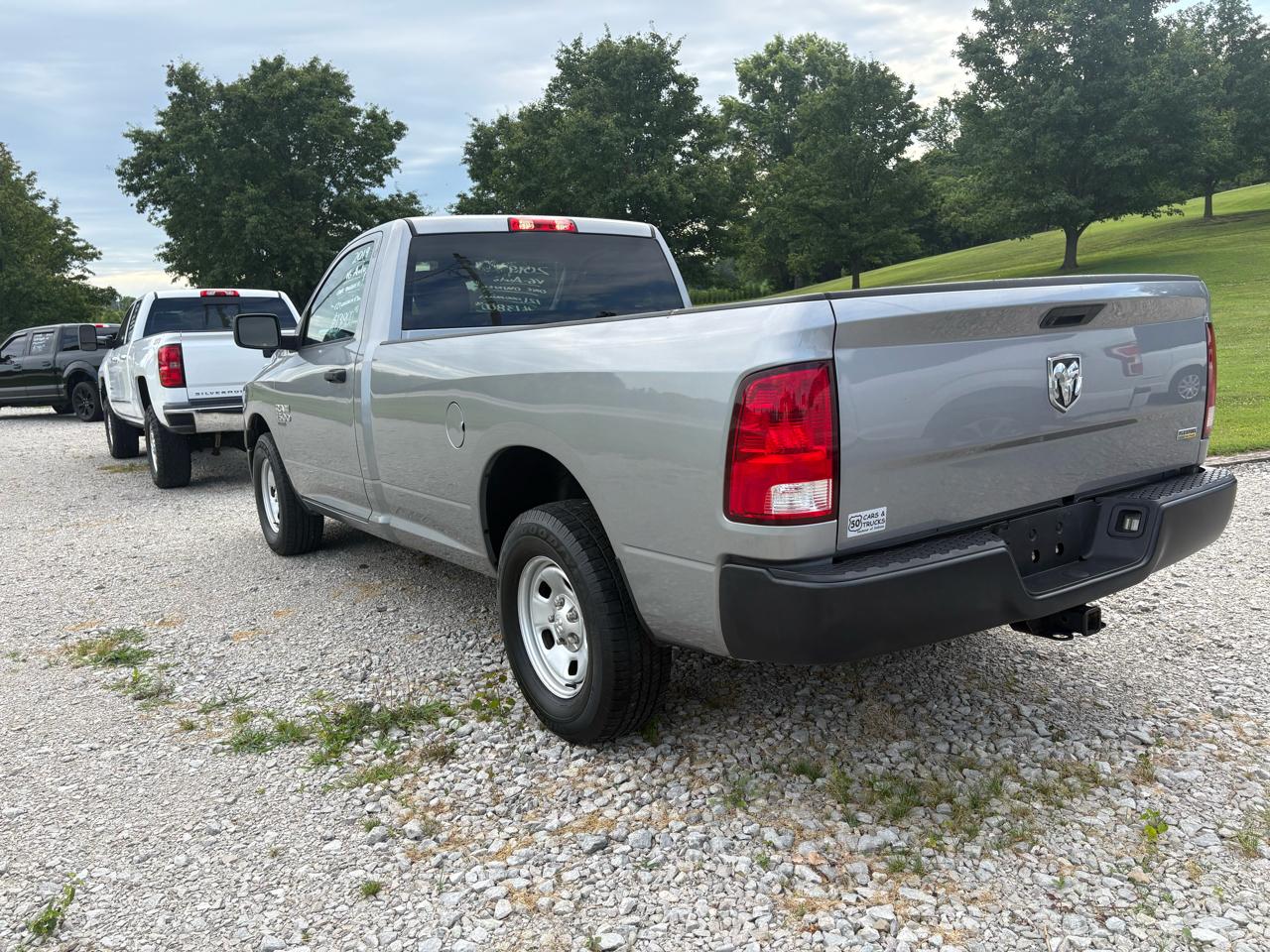 RAM 1500 Classic Tradesman 4x2 Reg Cab 8' Box 2019