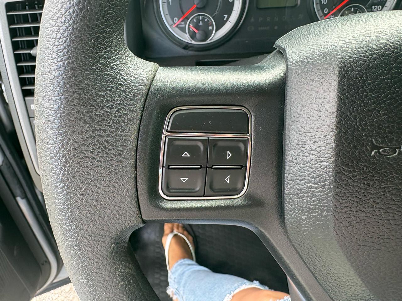 RAM 1500 Classic Tradesman 4x2 Reg Cab 8' Box 2019