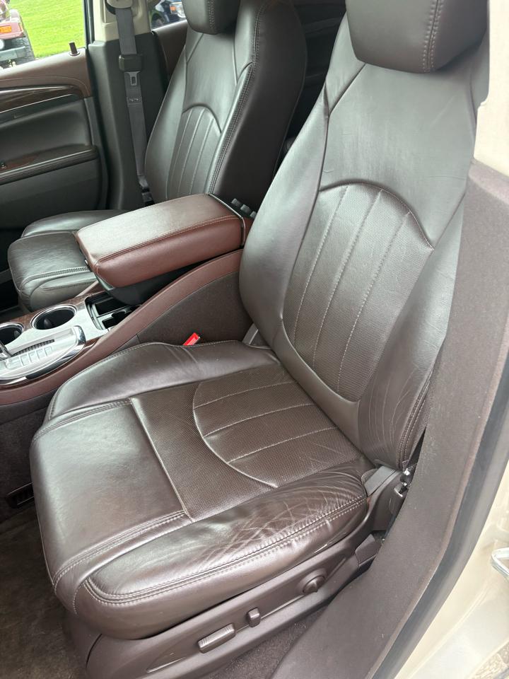 Buick Enclave FWD 4dr Leather 2014
