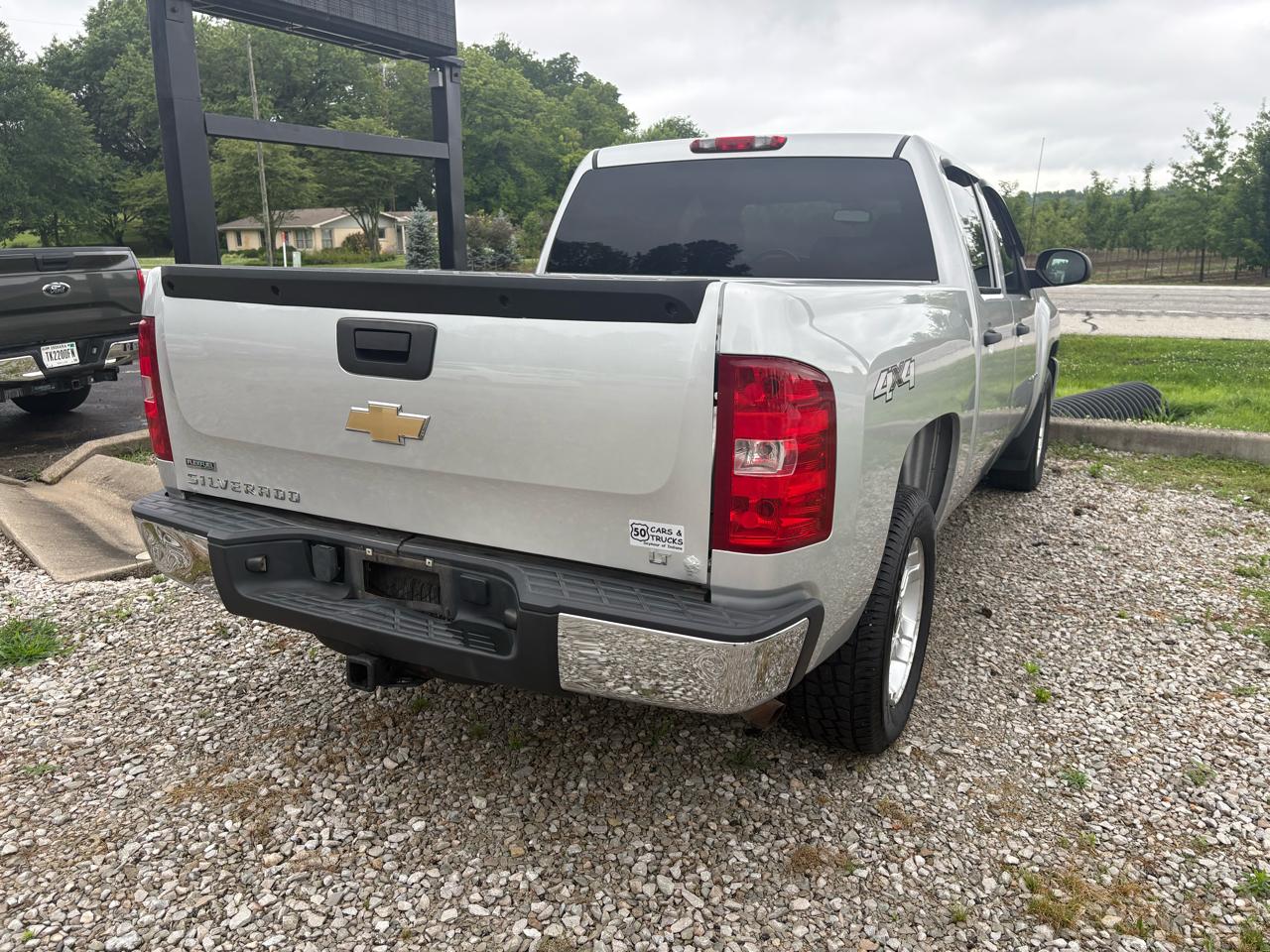 Chevrolet Silverado 1500 4WD Crew Cab 143.5" LT 2010