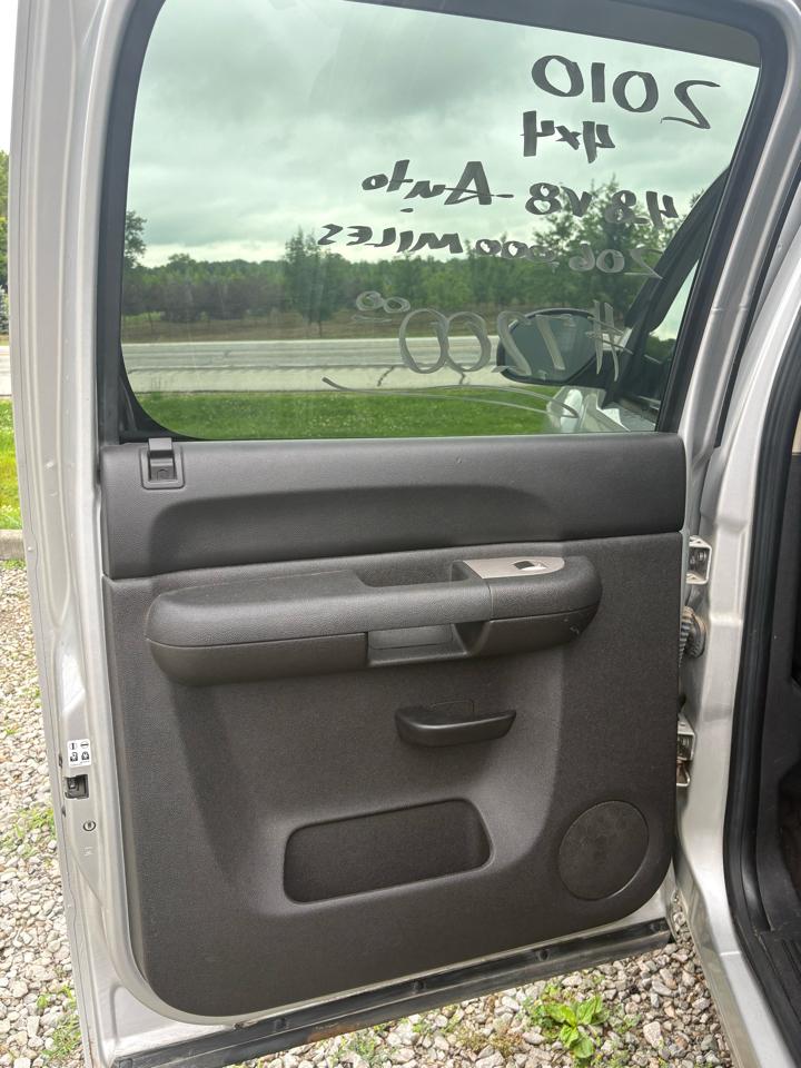 Chevrolet Silverado 1500 4WD Crew Cab 143.5" LT 2010
