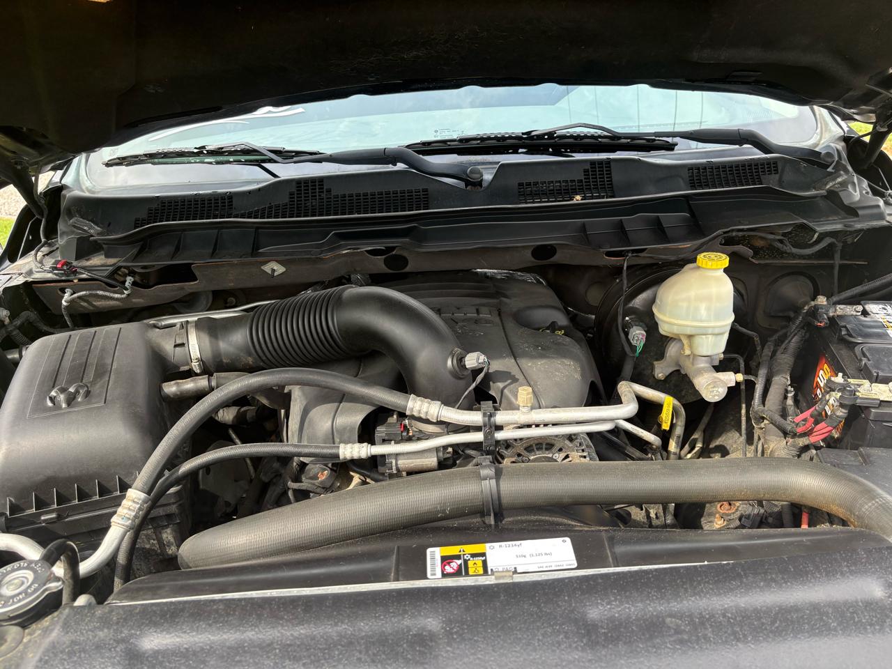 RAM 1500 4WD Crew Cab 140.5" Big Horn 2014