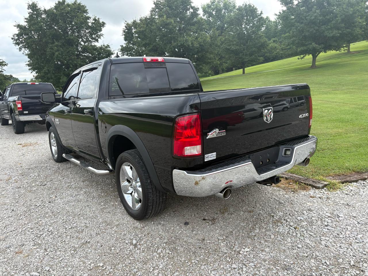 RAM 1500 4WD Crew Cab 140.5" Big Horn 2014