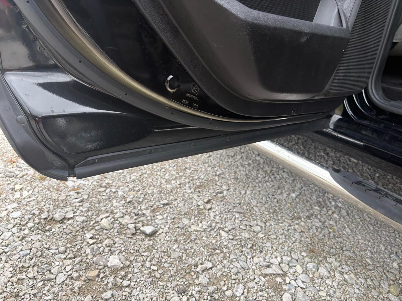 RAM 1500 4WD Crew Cab 140.5" Big Horn 2014