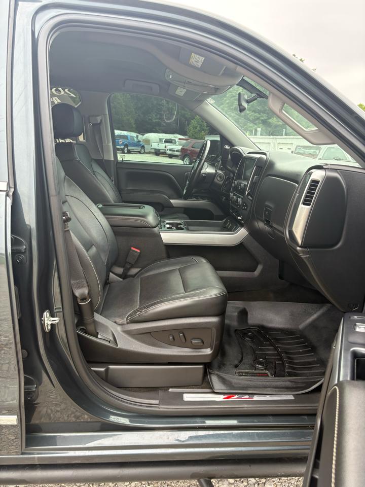 Chevrolet Silverado 1500 4WD Crew Cab 143.5" LTZ w/2LZ 2018