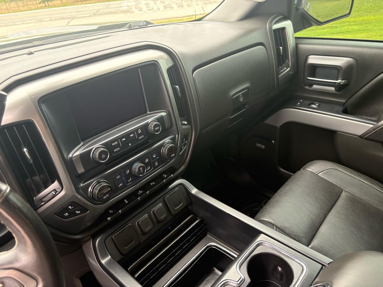 Chevrolet Silverado 1500 4WD Crew Cab 143.5" LTZ w/2LZ 2018