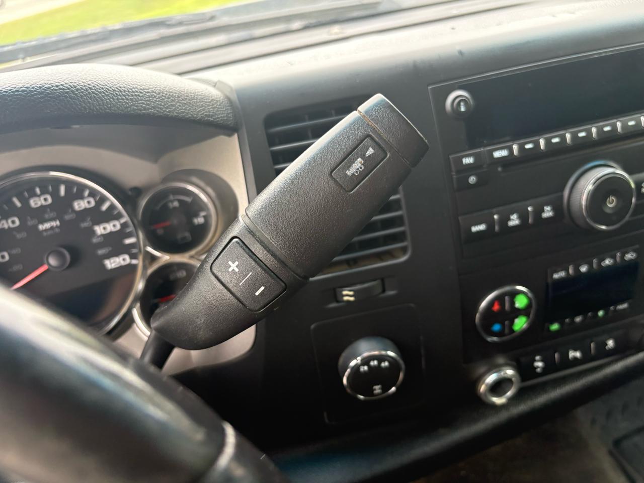GMC Sierra 2500HD 4WD Ext Cab 144.2" SLE 2011
