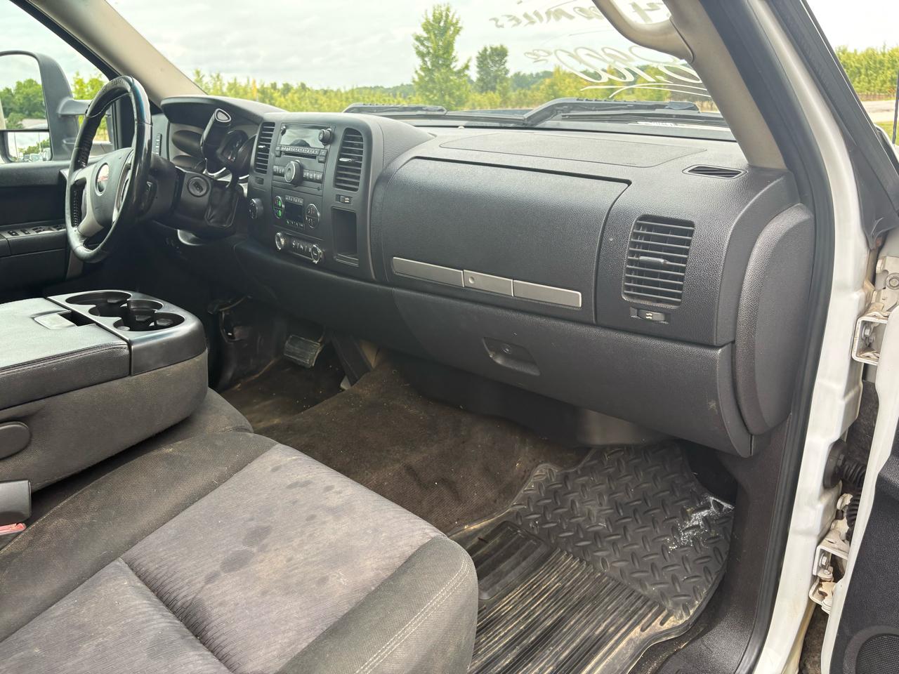 GMC Sierra 2500HD 4WD Ext Cab 144.2" SLE 2011