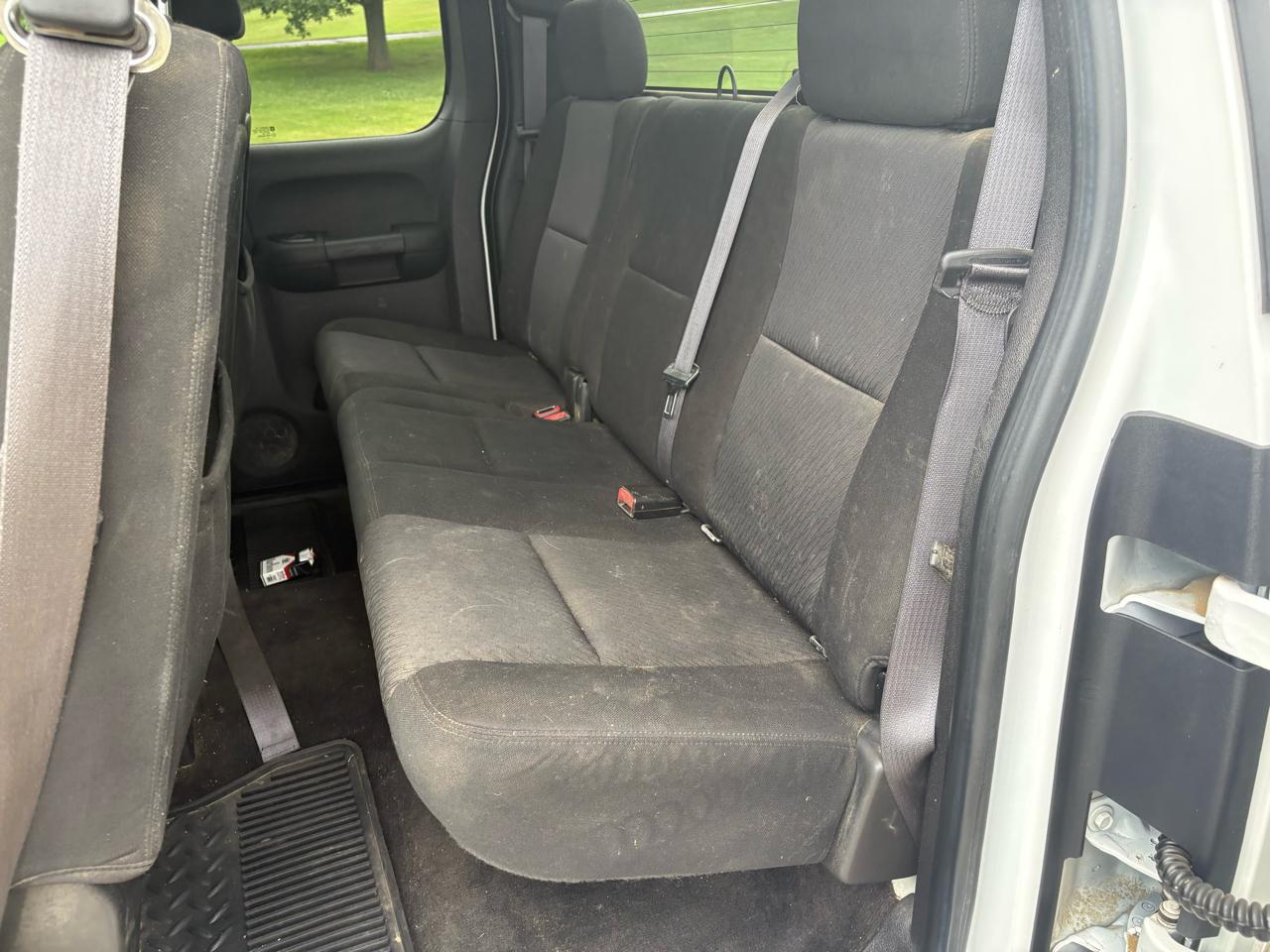 GMC Sierra 2500HD 4WD Ext Cab 144.2" SLE 2011