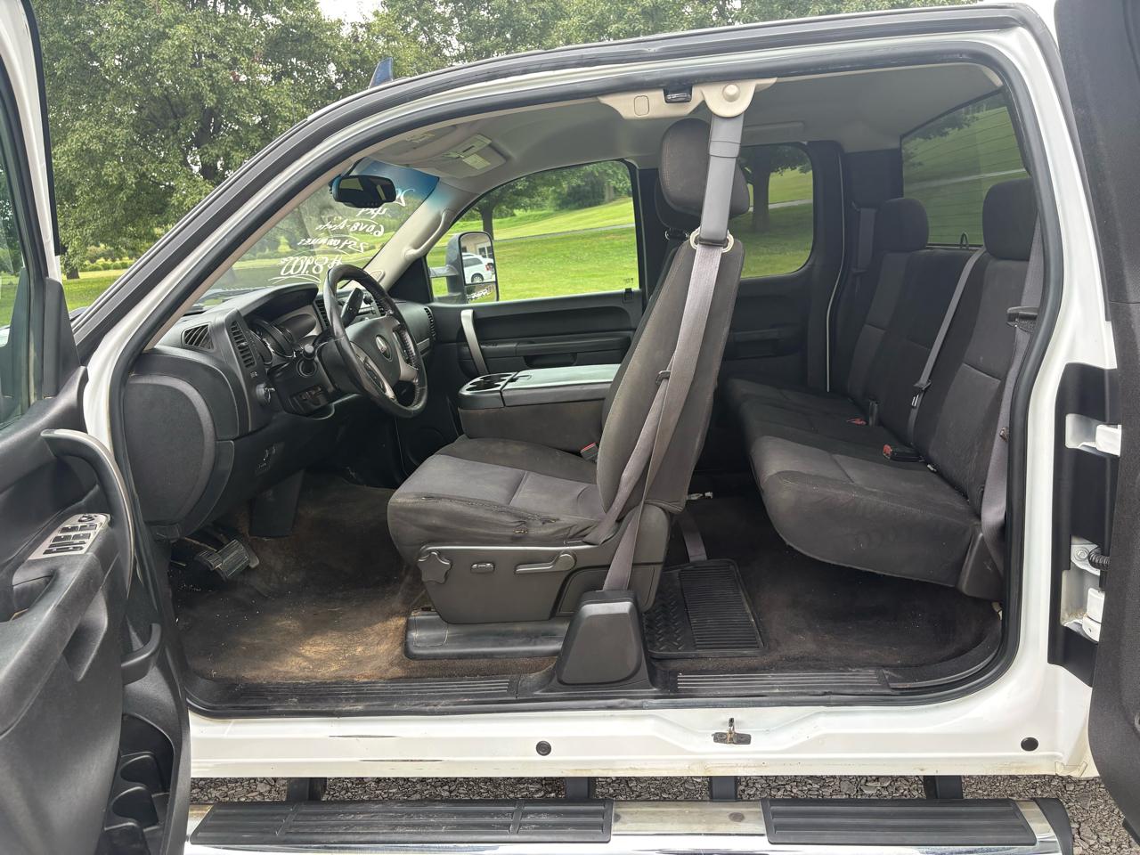 GMC Sierra 2500HD 4WD Ext Cab 144.2" SLE 2011