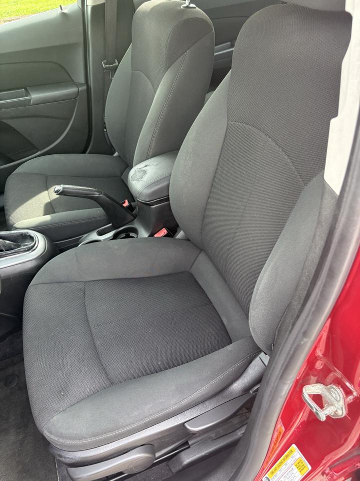 Chevrolet Cruze 4dr Sdn ECO w/1XF 2011