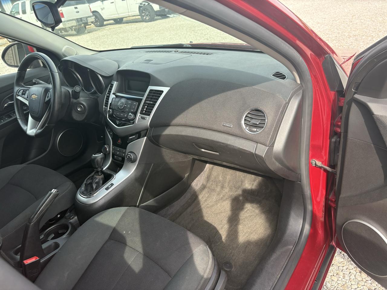 Chevrolet Cruze 4dr Sdn ECO w/1XF 2011
