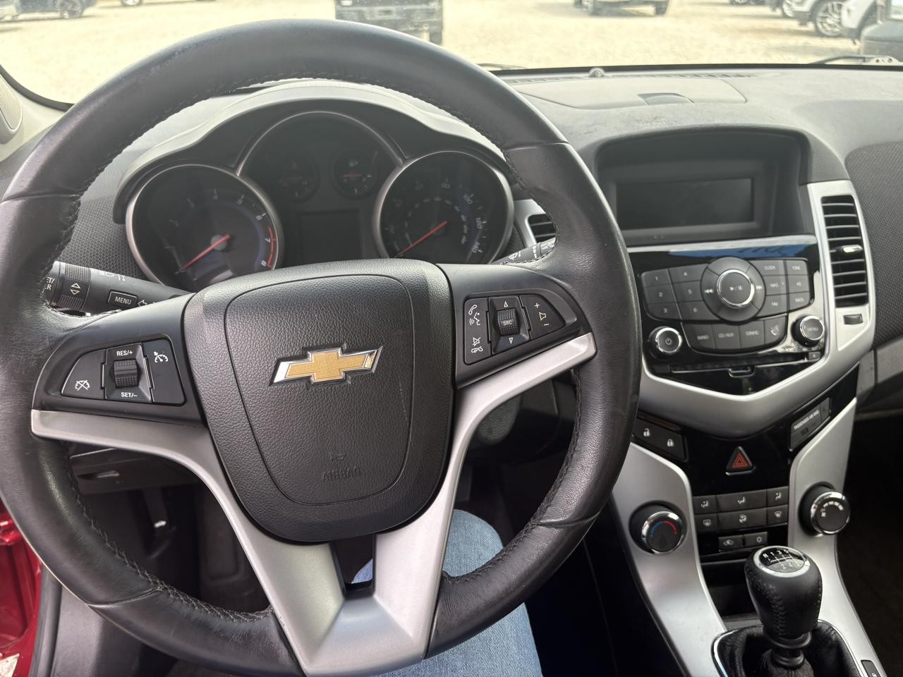 Chevrolet Cruze 4dr Sdn ECO w/1XF 2011