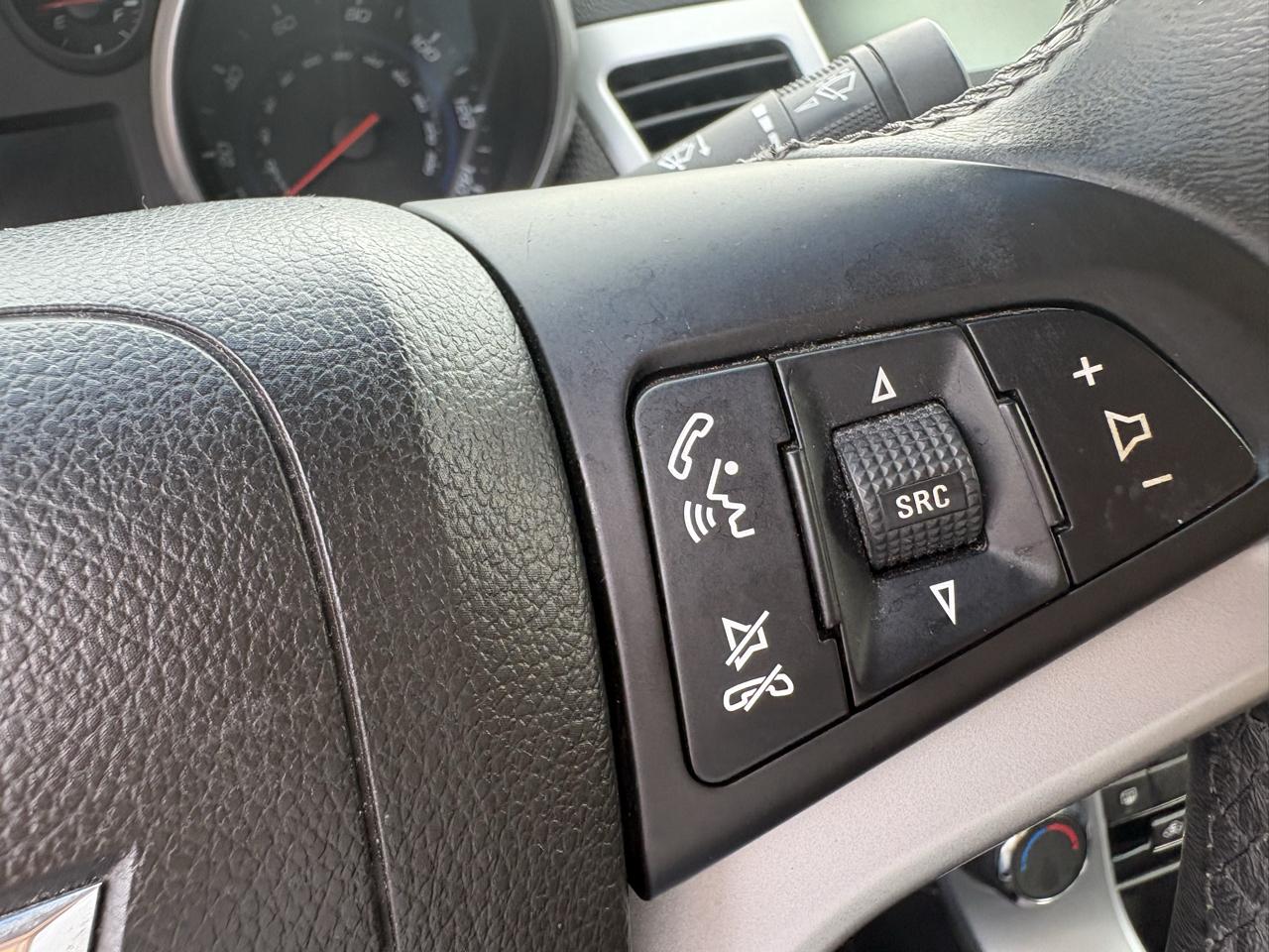 Chevrolet Cruze 4dr Sdn ECO w/1XF 2011