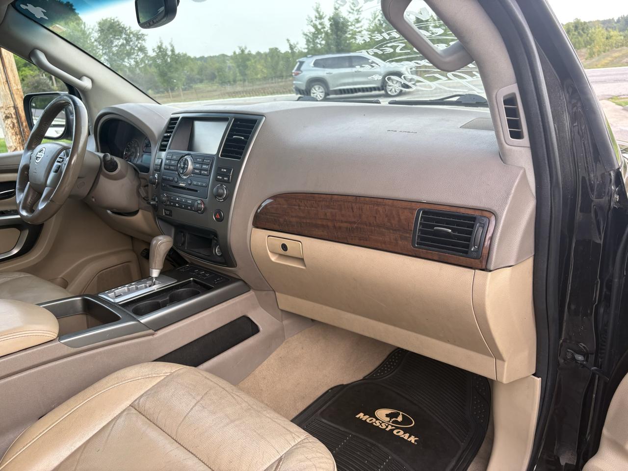 Nissan Armada 4WD 4dr Platinum 2015