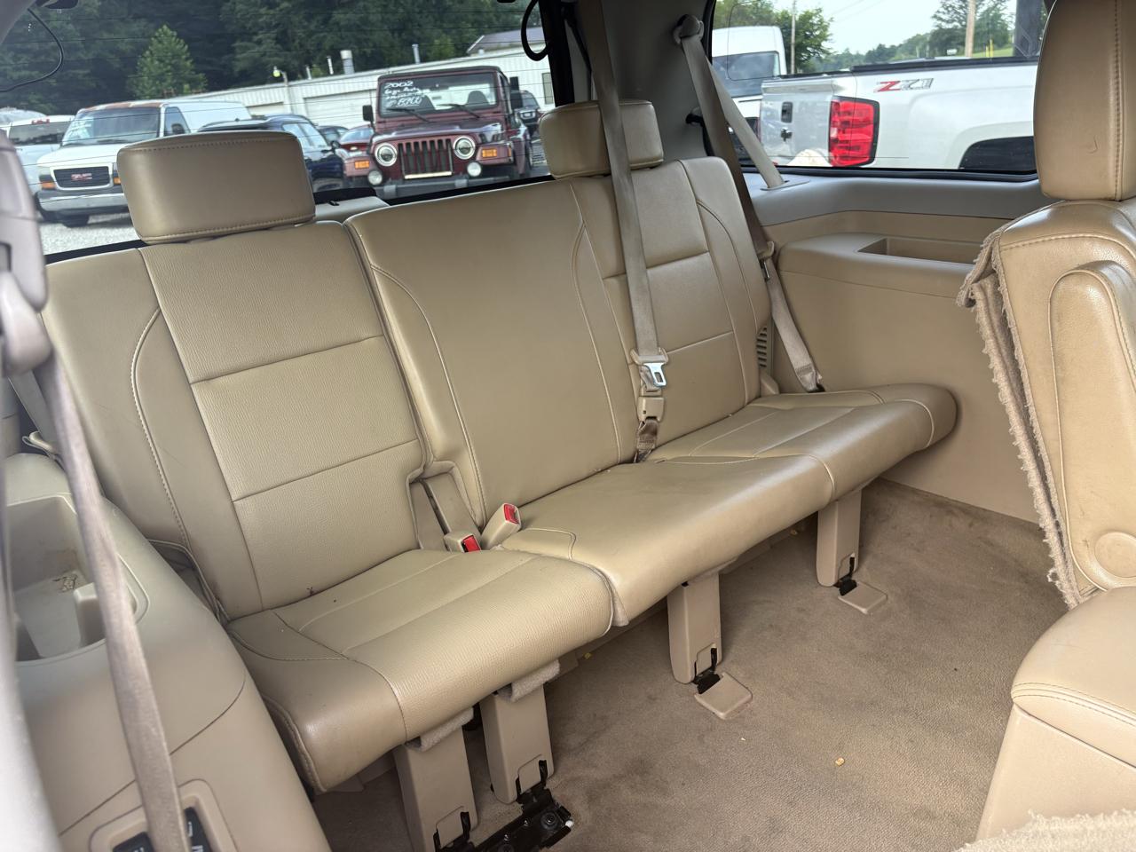 Nissan Armada 4WD 4dr Platinum 2015