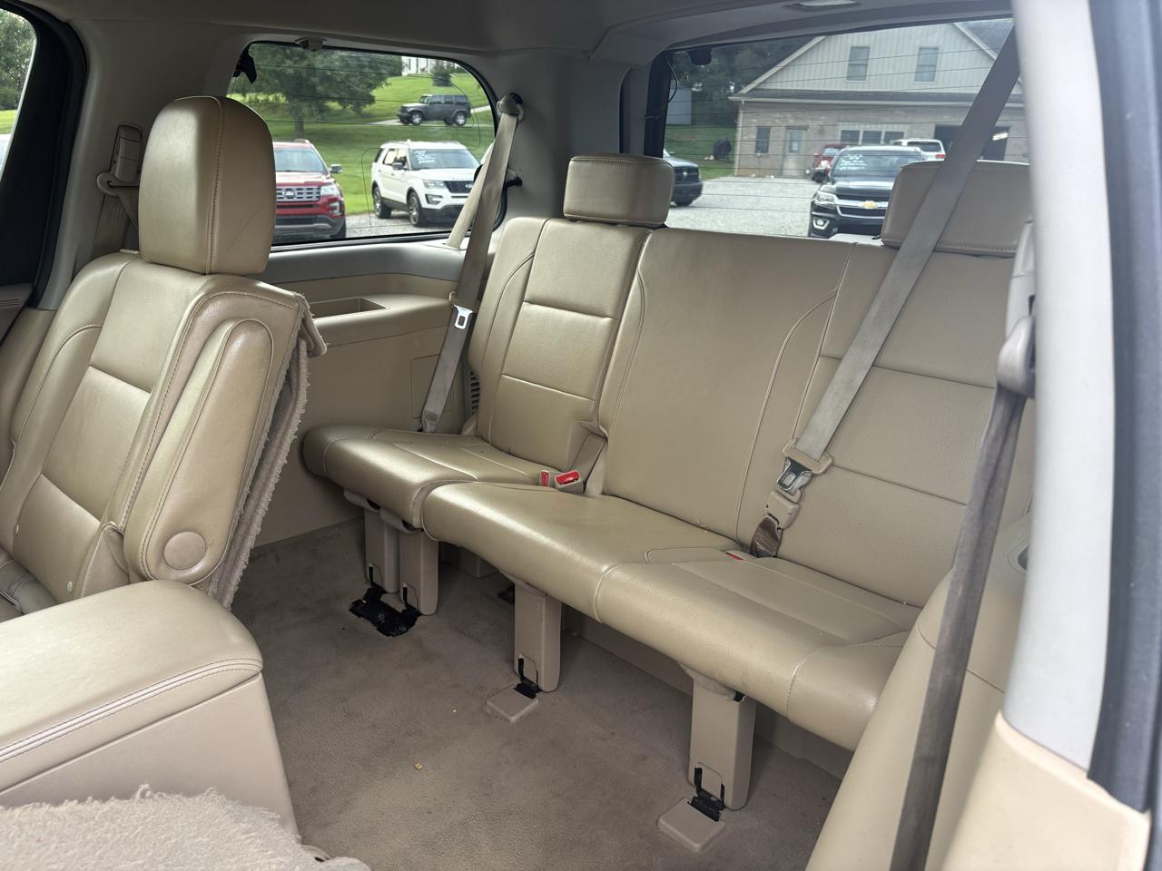 Nissan Armada 4WD 4dr Platinum 2015